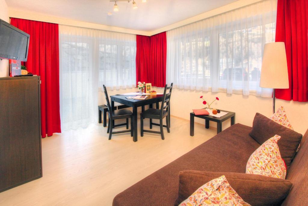 Haus Pia Apartment Solden Ruang foto
