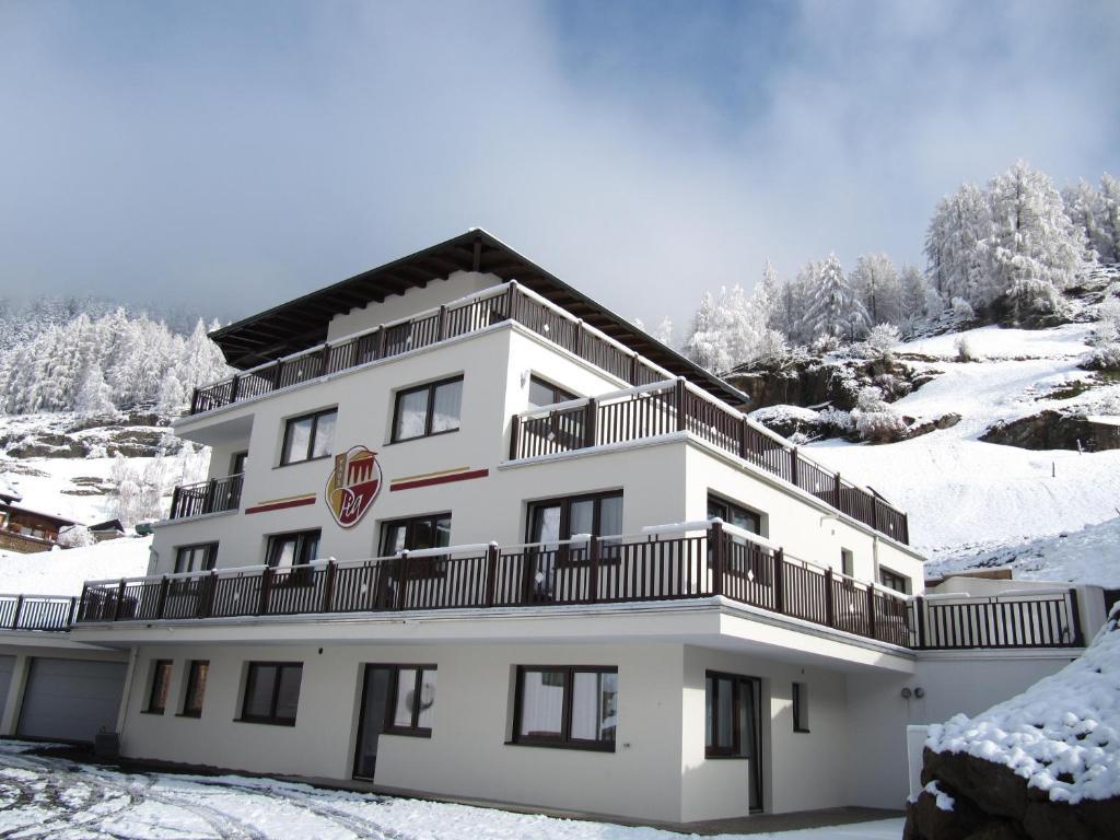Haus Pia Apartment Solden Bagian luar foto